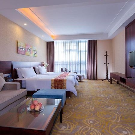Vienna Classic Hotel Guangzhou Yanling Road Экстерьер фото